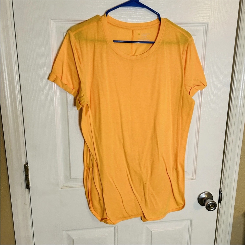 Tek Gear Vibrant Orange Short Sleeve Tee